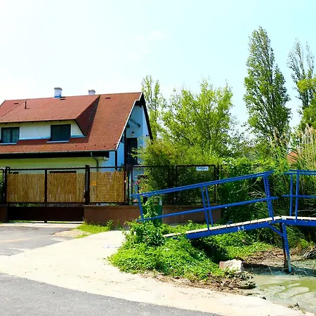 Semesterbostad Nefelejcs Zamárdi